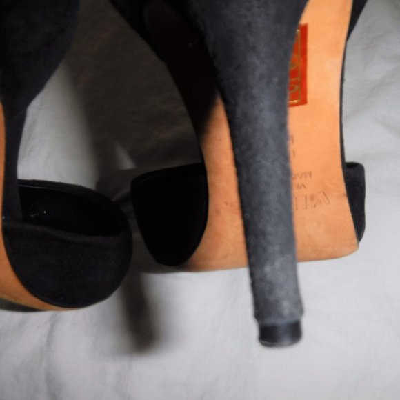 VINCE Celeste Black Suede Leather d'Orsay Pump Heels Size US 9 Euro 40 - Picture 9 of 10